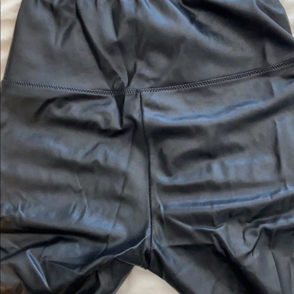 Aritzia Wilfred Free Daria vegan leather legging - Picture 7 of 8